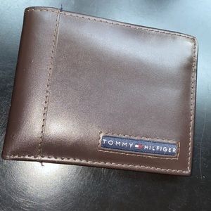 Tommy Hilfiger Wallet